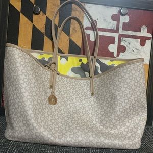 DKNY BAG